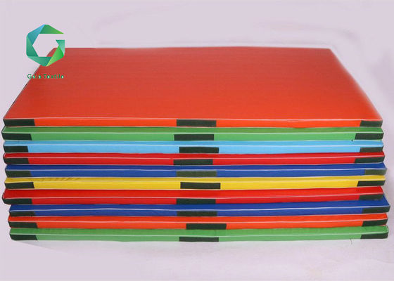 Force de larme pliable de Mat Vinyl Synthetic Leather 300N de gymnase de PVC de Tarpaan de polyester